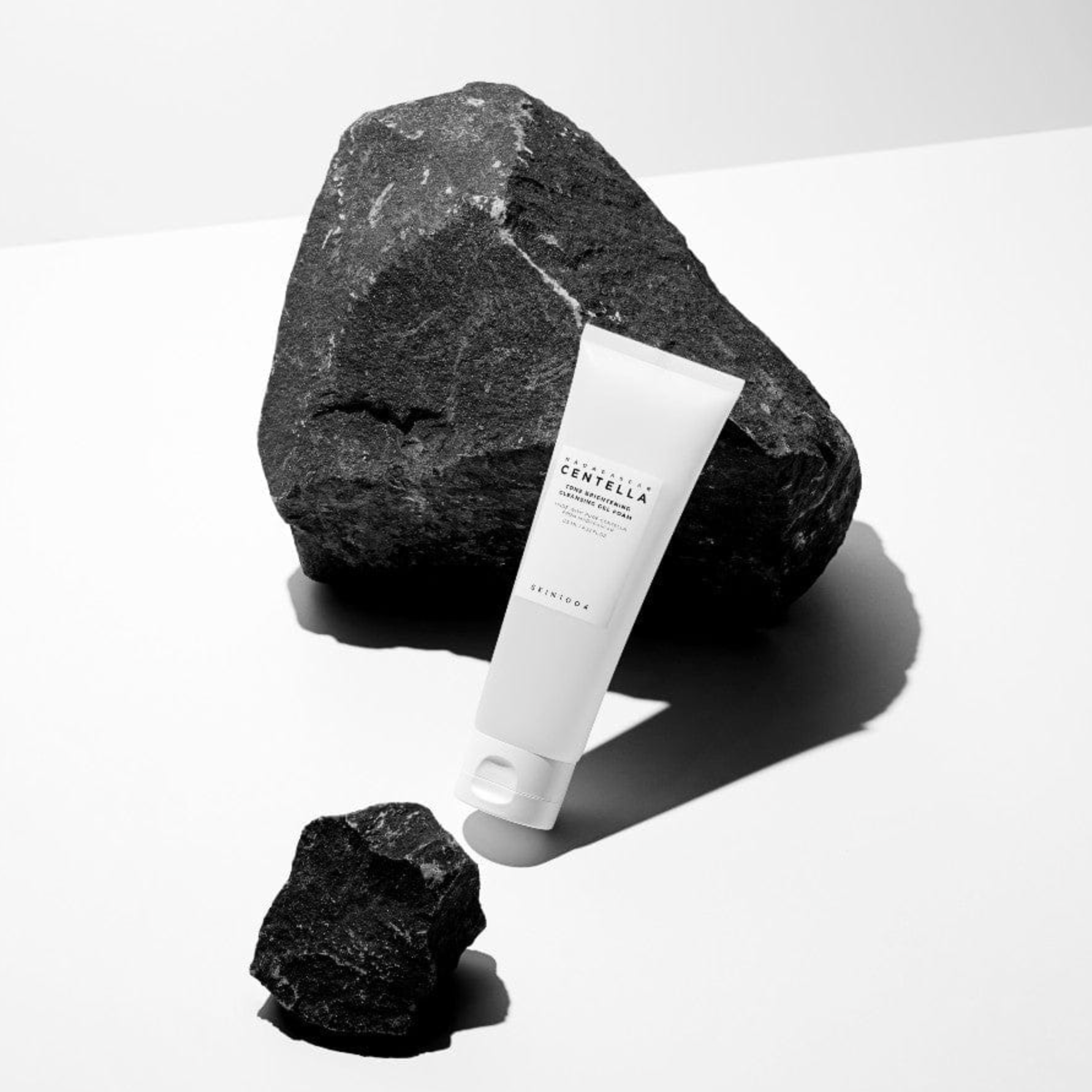 Skin1004 Tone Brightening Cleansing Gel Foam